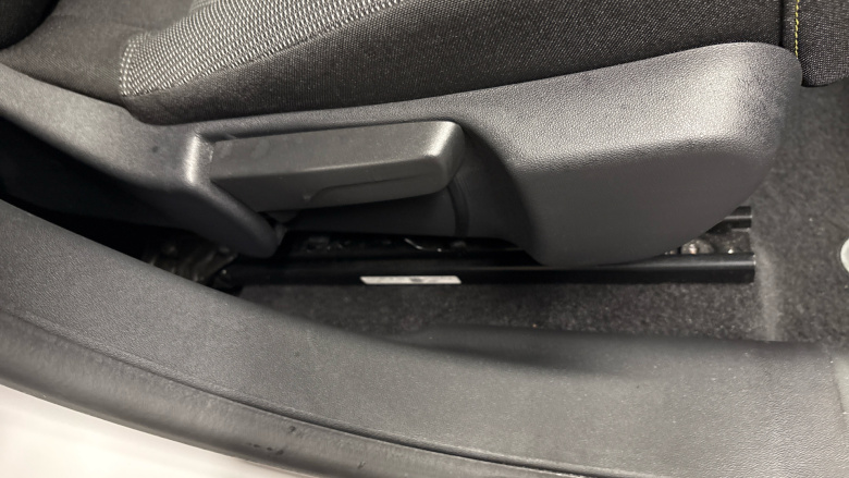 Citroen C3 1.2 PureTech 110 Plus 5dr EAT6 Petrol Hatchback